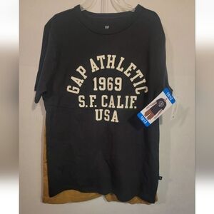 Gap Kids 2-Piece Outfit Set Short Sleeve T-Shirt and Shorts Boys Size 8